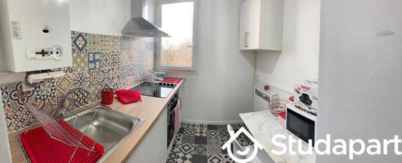 Chambre - 10 m² - 1 pièce