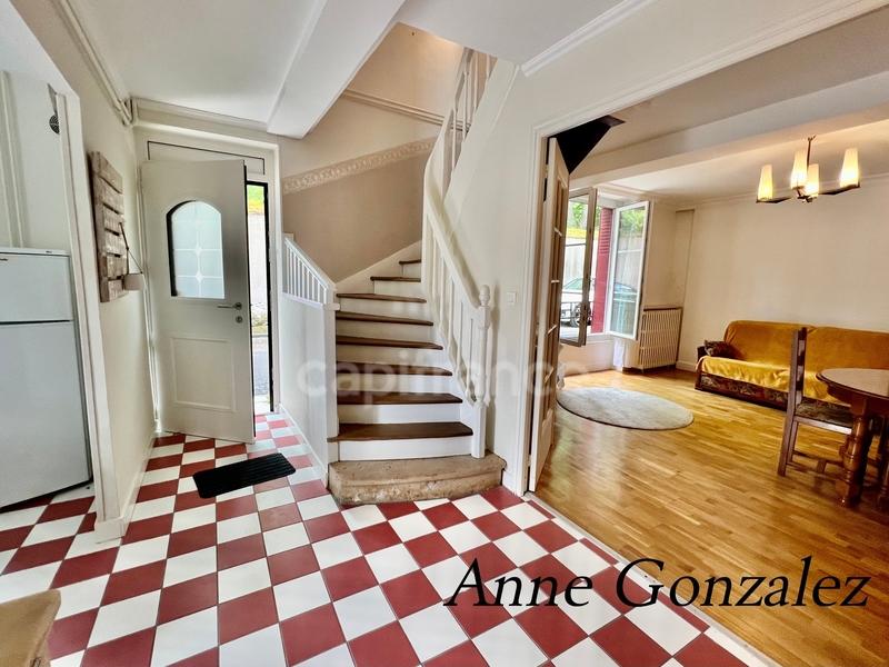 Maison de ville - 130 m² - 6 pièces