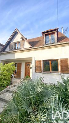 Maison - 150 m² - 8 pièces