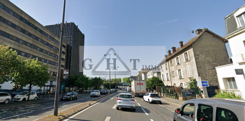 Local commercial - 388 m²