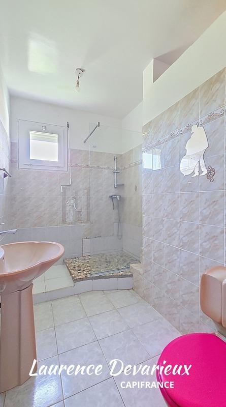 Maison - 204 m² - 5 pièces