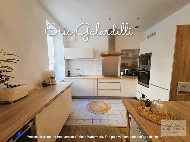 Appartement ancien - 90 m² - 4 pièces