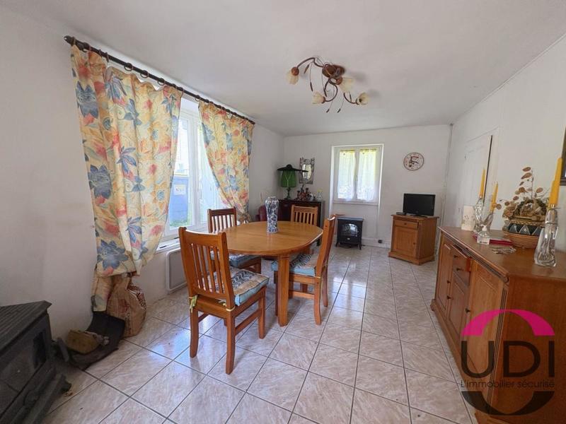 Maison - 98 m² - 5 pièces