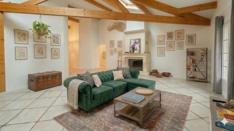 Maison - 333 m² - 10 pièces