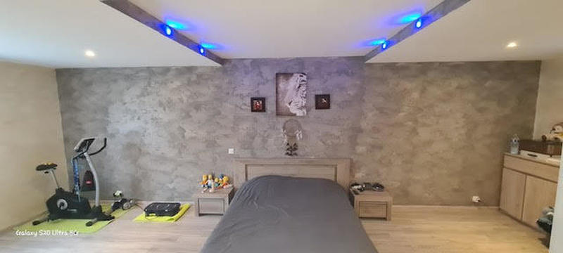 Maison - 210 m² - 6 pièces