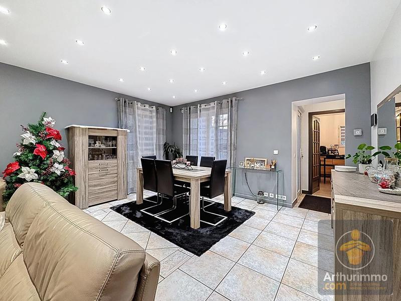 Maison - 100 m² - 4 pièces