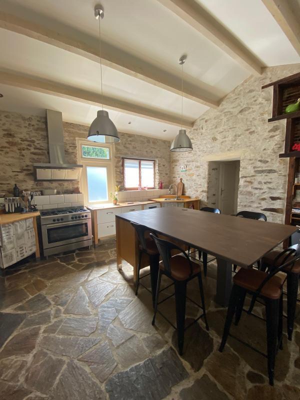 Propriété - 167 m² - 5 pièces