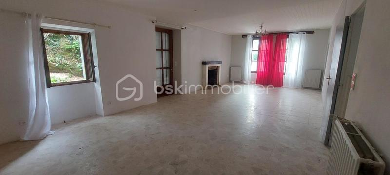 Maison ancienne - 181 m² - 4 pièces