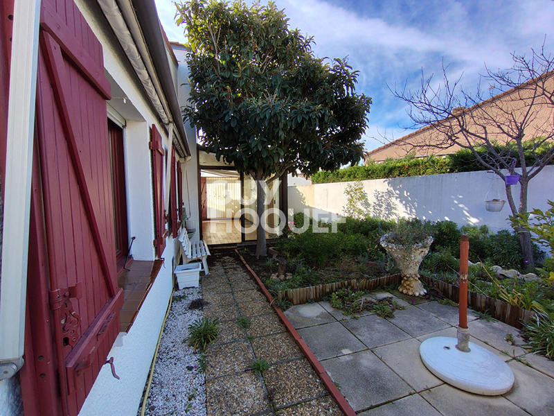 Villa - 100 m² - 5 pièces