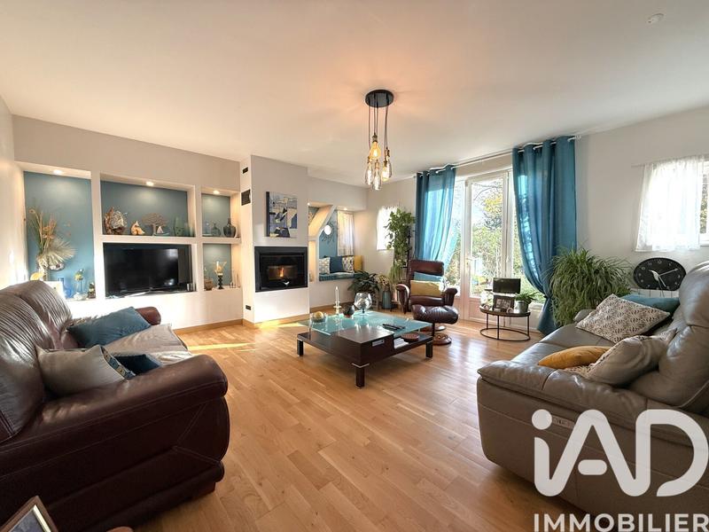 Maison - 152 m² - 6 pièces