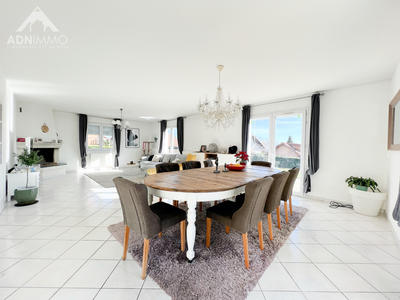 Maison - 170 m² - 6 pièces