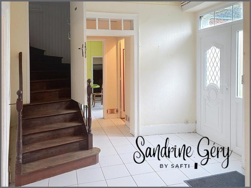 Maison - 134 m² - 8 pièces