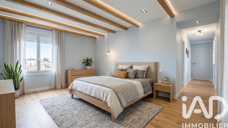 Maison - 105 m² - 4 pièces