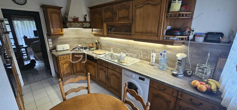 Appartement - 94 m² - 5 pièces