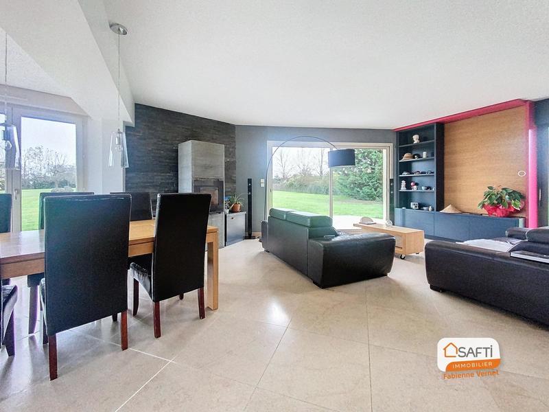 Maison - 180 m² - 7 pièces