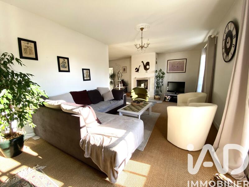 Maison - 193 m² - 9 pièces