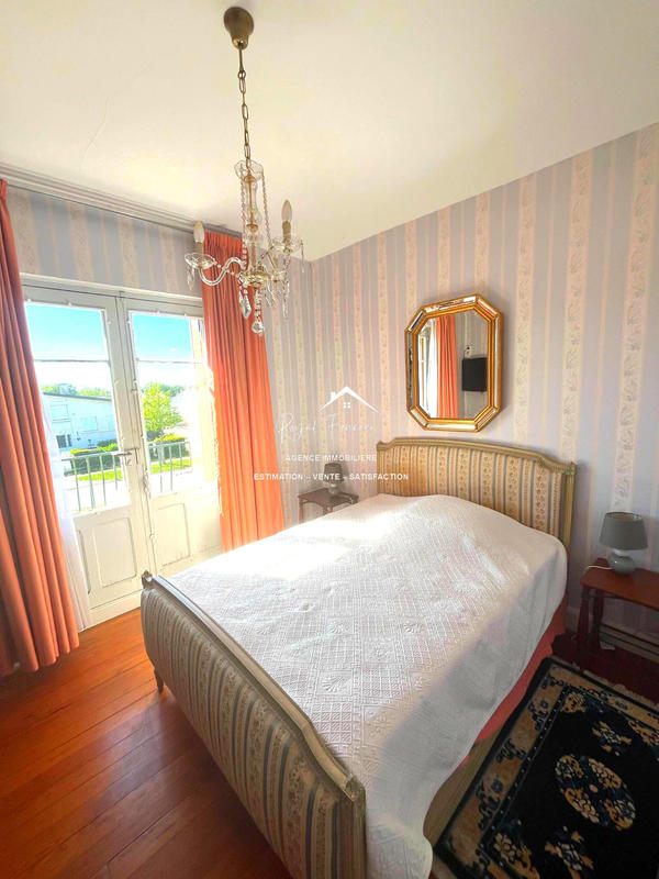 Maison ancienne - 120 m² - 7 pièces