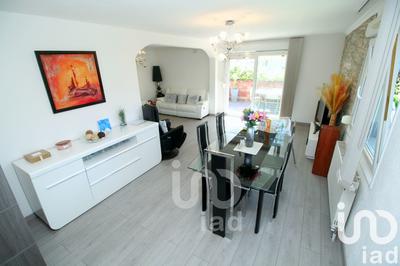 Maison - 230 m² - 5 pièces