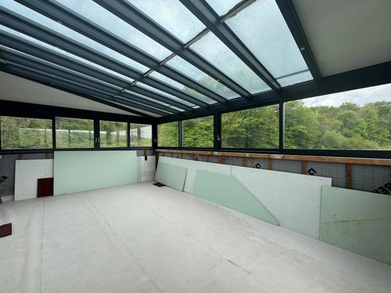 Maison - 210 m² - 7 pièces