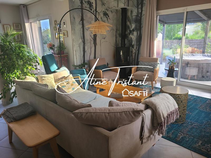 Maison - 170 m² - 8 pièces