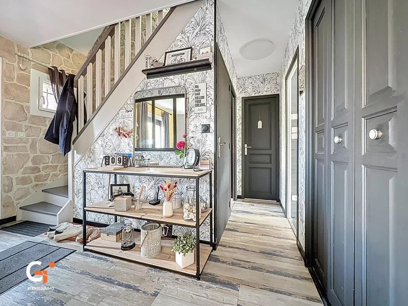 Maison - 106 m² - 5 pièces