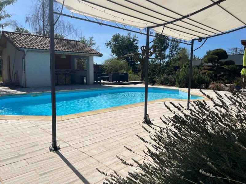 Maison - 189 m² - 5 pièces