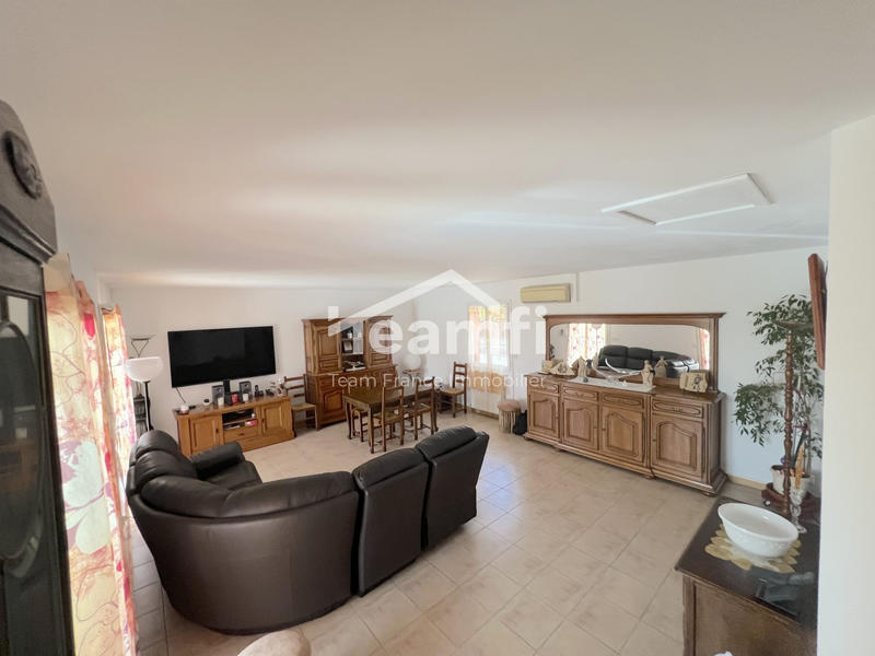 Maison traditionnelle - 115 m² - 5 pièces