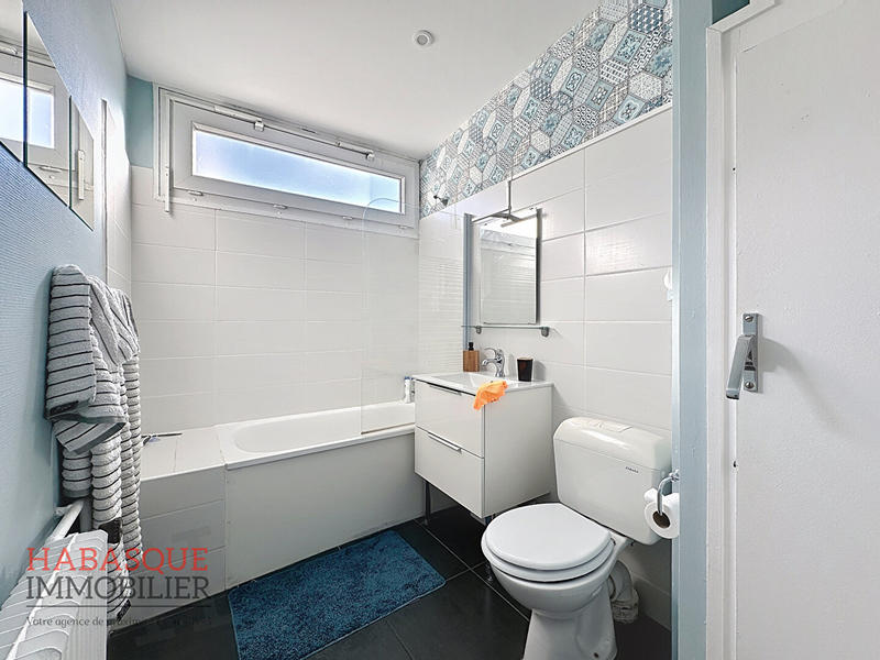 Maison - 73 m² - 5 pièces