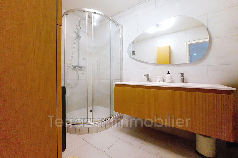 Appartement - 77 m² - 4 pièces