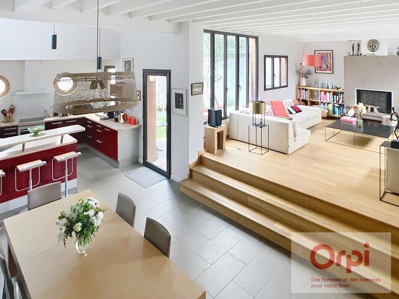 Maison - 176 m² - 6 pièces