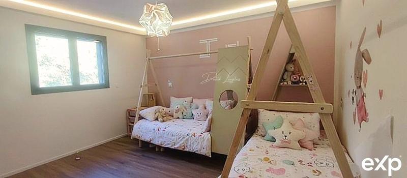 Maison - 181 m² - 5 pièces