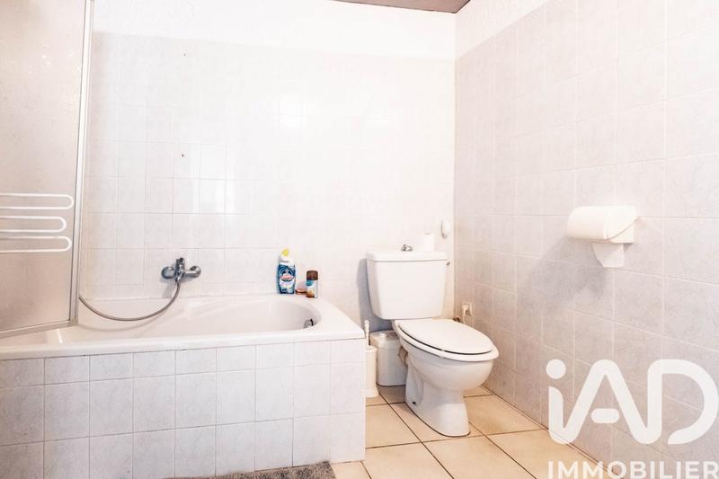 Maison - 196 m² - 5 pièces