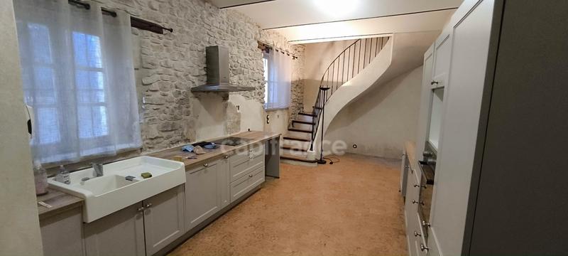 Maison - 145 m² - 7 pièces