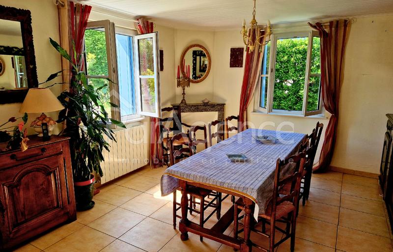 Maison - 157 m² - 6 pièces
