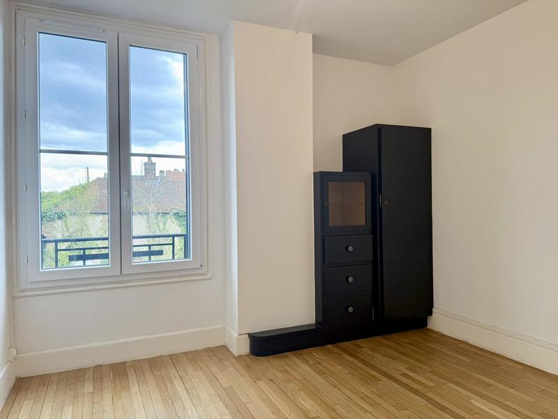 Triplex - 97 m² - 4 pièces