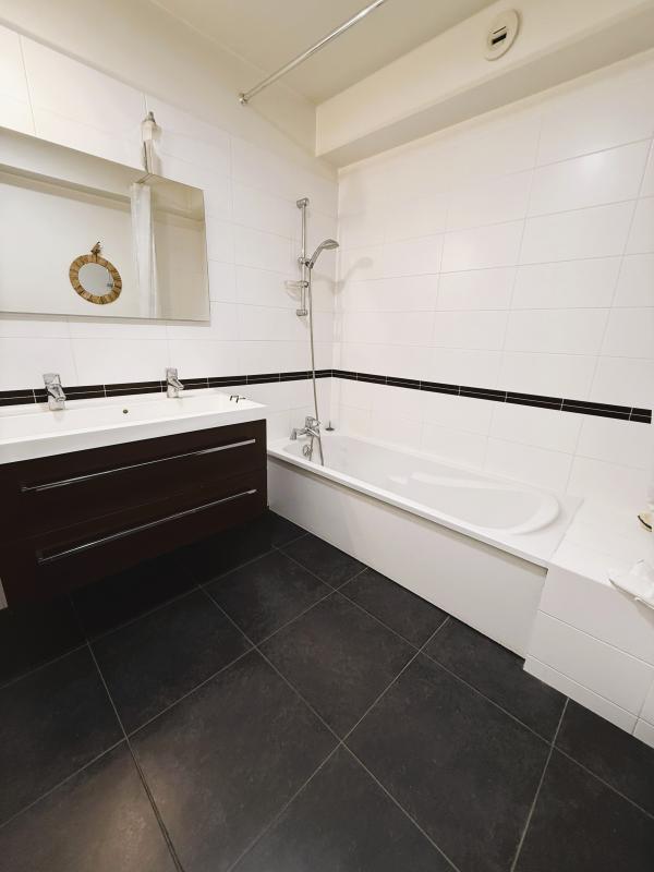 Appartement - 99 m² - 5 pièces