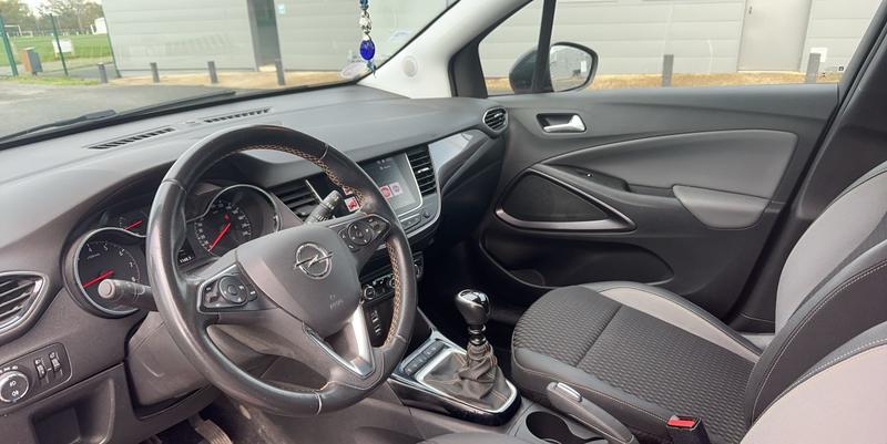Opel Crossland 1.2 Turbo 110 Elegance