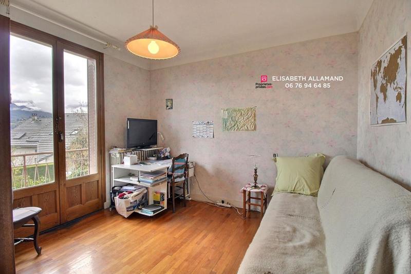 Maison - 198 m² - 8 pièces