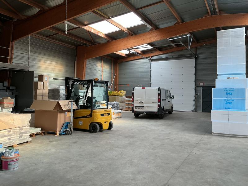 Local d'activités - 340 m²