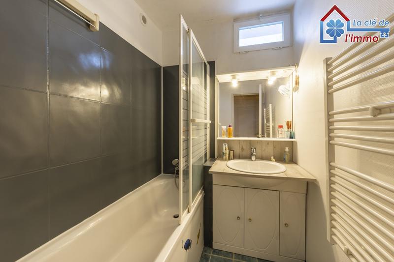 Maison traditionnelle - 120 m² - 7 pièces