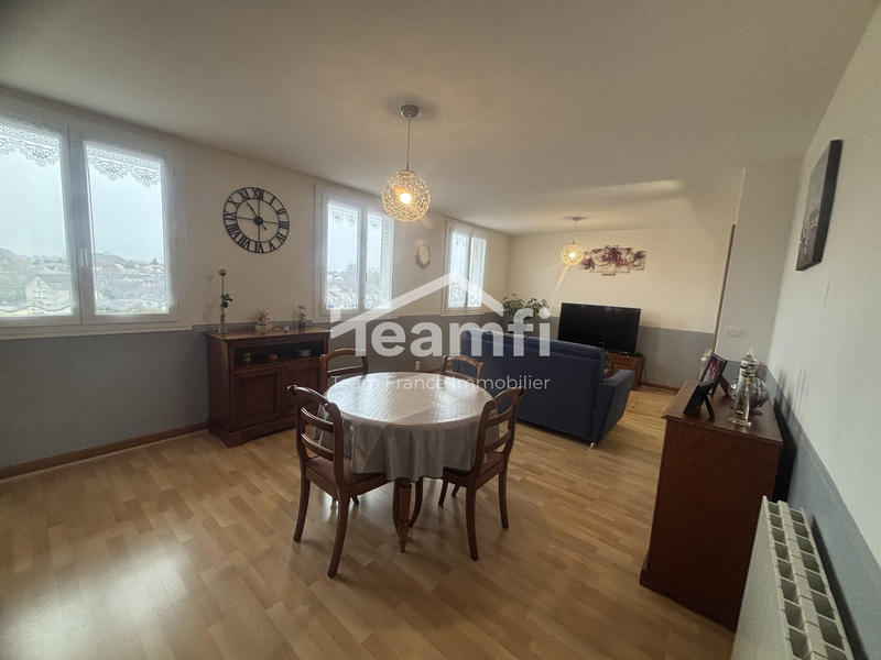 Appartement - 70 m² - 3 pièces