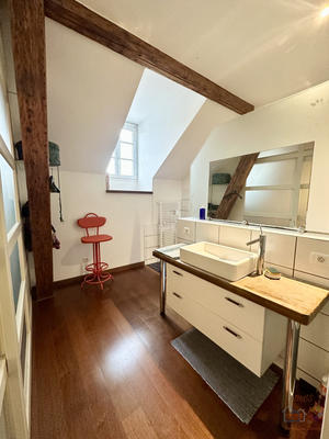 Appartement - 120 m² - 3 pièces