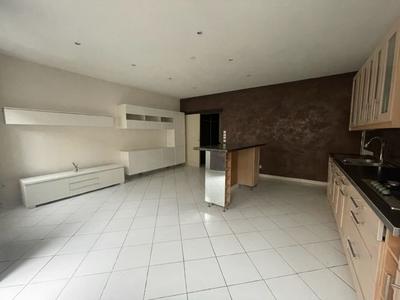 Appartement - 60 m² - 2 pièces