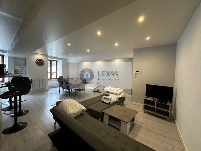 Maison - 225 m² - 8 pièces