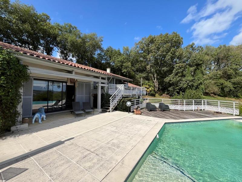 Maison d'architecte - 198 m² - 5 pièces