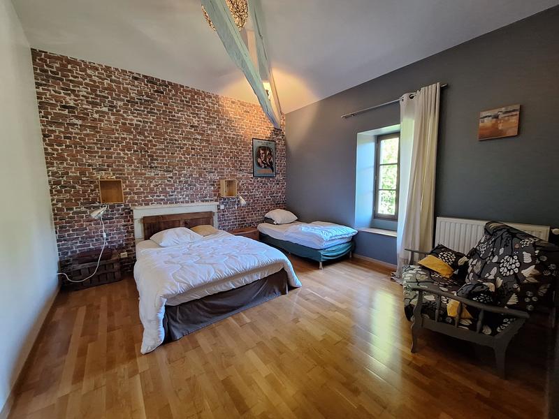 Moulin - 189 m² - 6 pièces