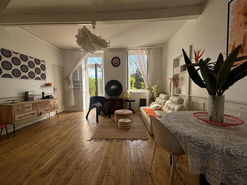 Appartement - 89 m² - 3 pièces