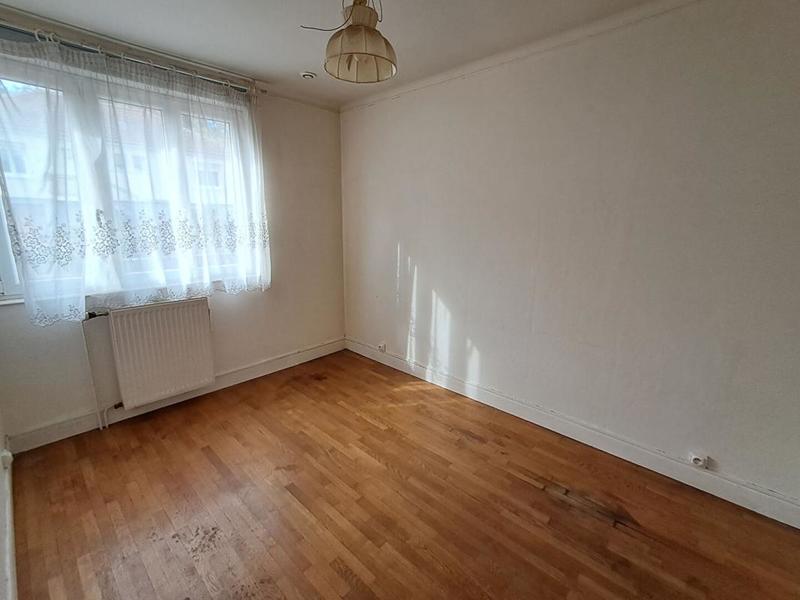 Maison - 113 m² - 11 pièces