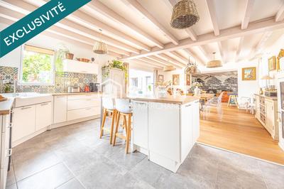 Maison - 176 m² - 7 pièces