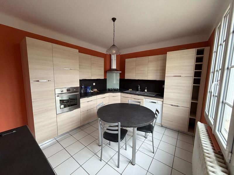 Maison - 136 m² - 6 pièces